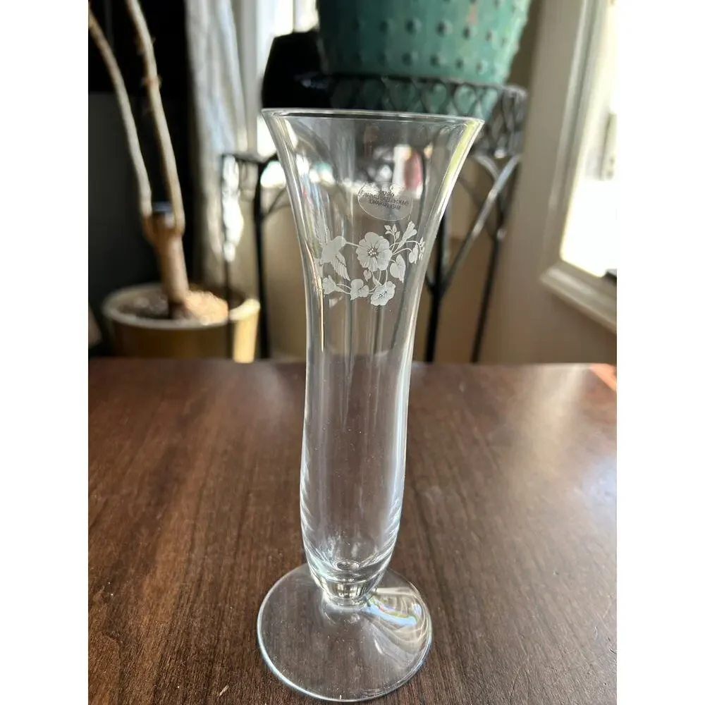 New Vintage Avon Hummingbird Crystal Clear Glass Bud Vase gift